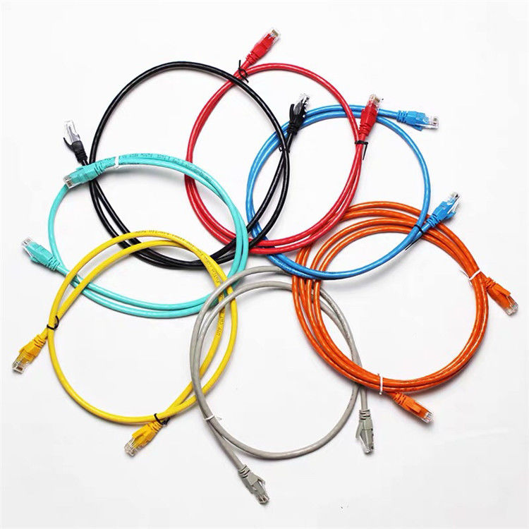 OEM ROSH Cat5 পিভিসি Utp নেটওয়ার্ক কেবল প্রকার নেটওয়ার্ক জাম্পার তারের
